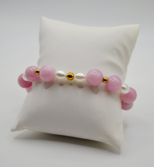 Rose pink and pearl bracelet