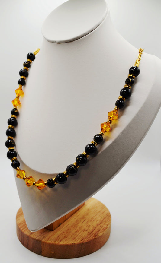 Black and gold speckled necklace