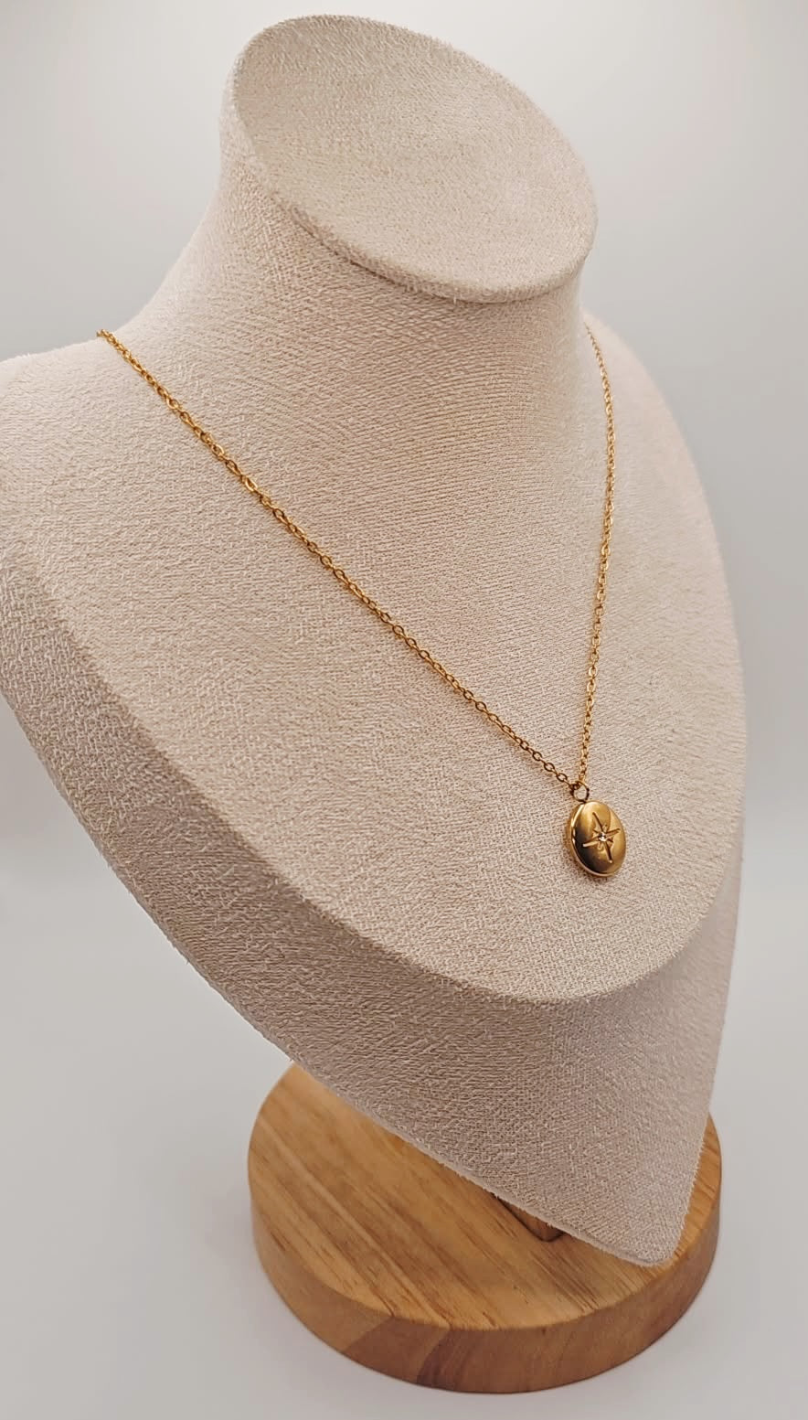 North Star Pendant Necklace