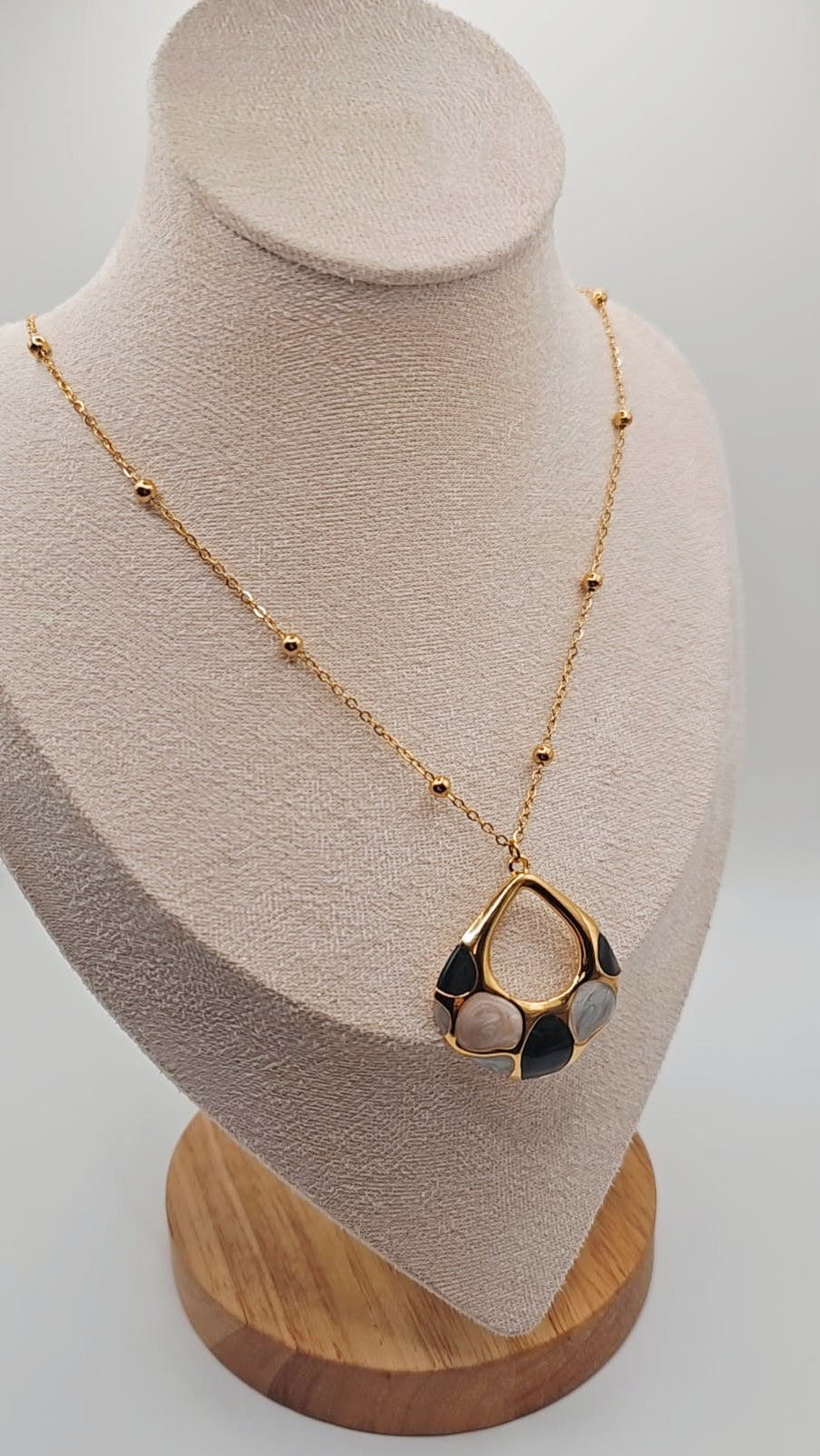 Oil Drip Pendant Necklaces