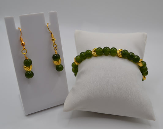 Olive green and gold leaf bracelet