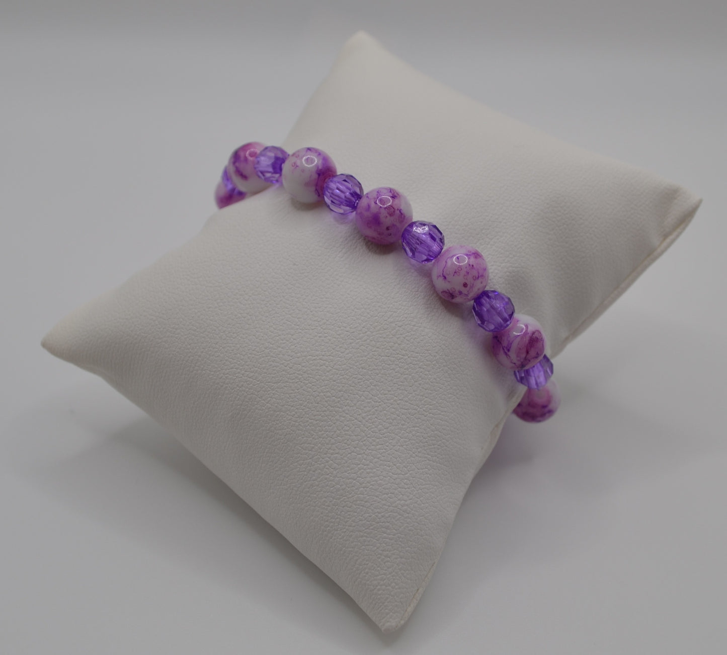 Purple marble beaded bracelet