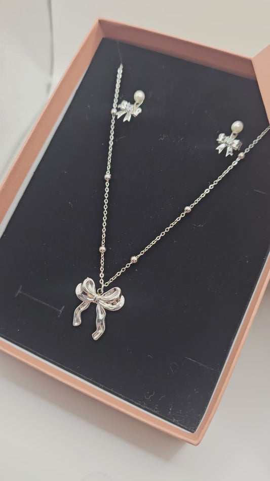 Bow Necklace and Earring Gift Set