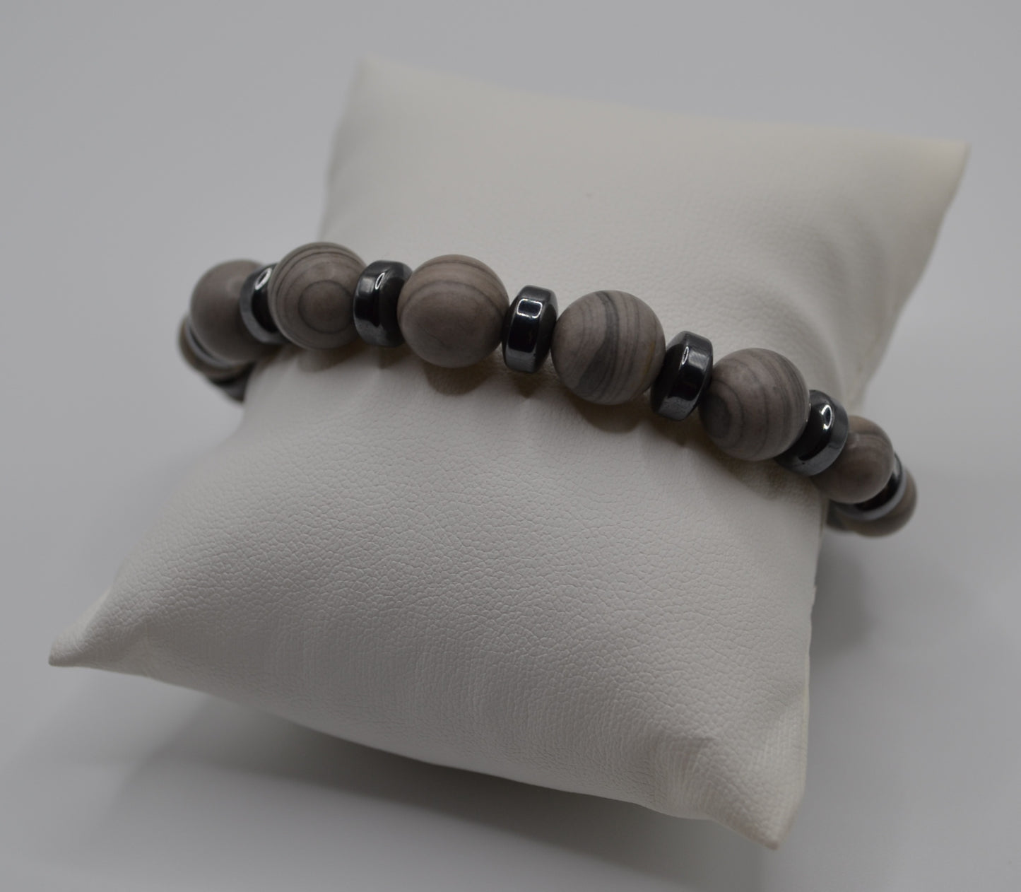Weimaraner rondelle bead bracelet