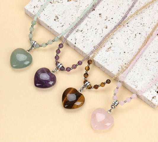 Heart pendant necklaces