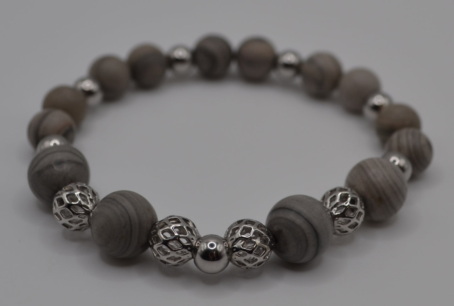 Weimaraner cage and silver beaded set