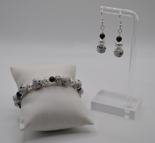 Dalmatian cage and black bead set
