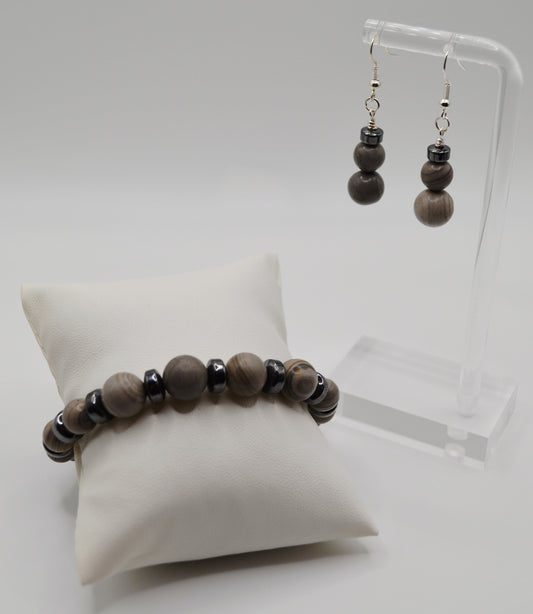 Weimaraner and rondelle beaded set