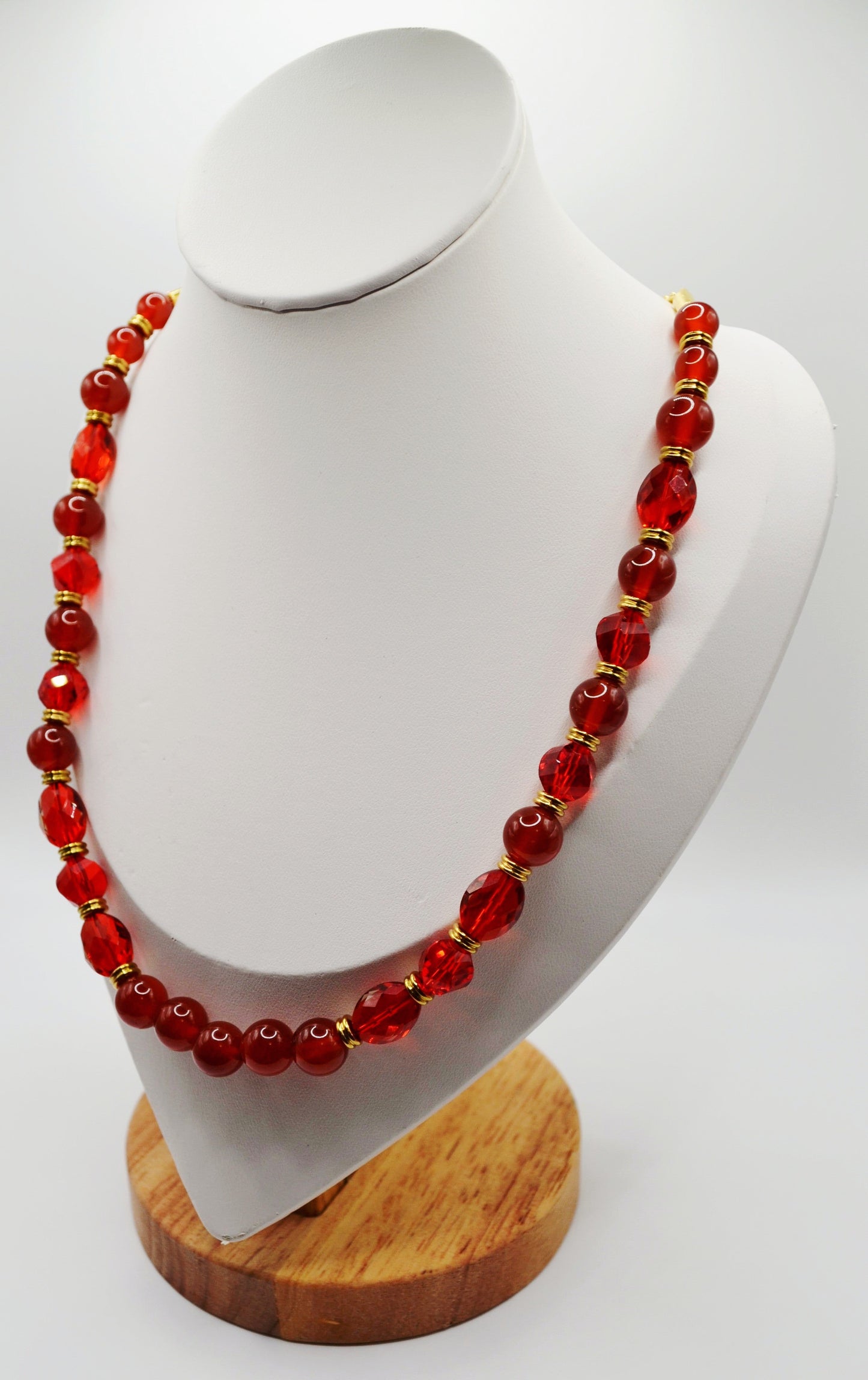 Red agate beaded necklace gold addition