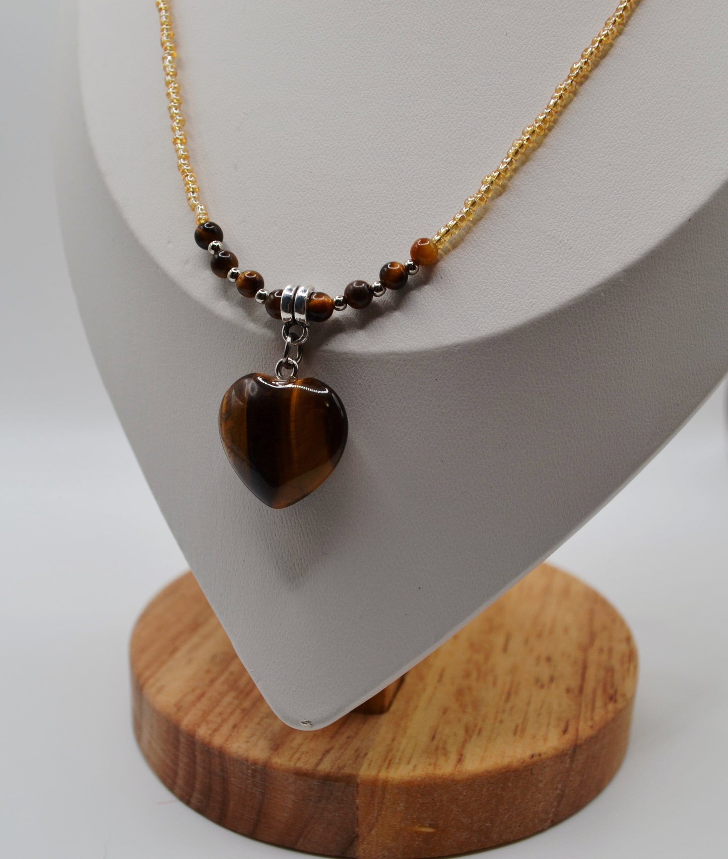 Heart pendant necklaces