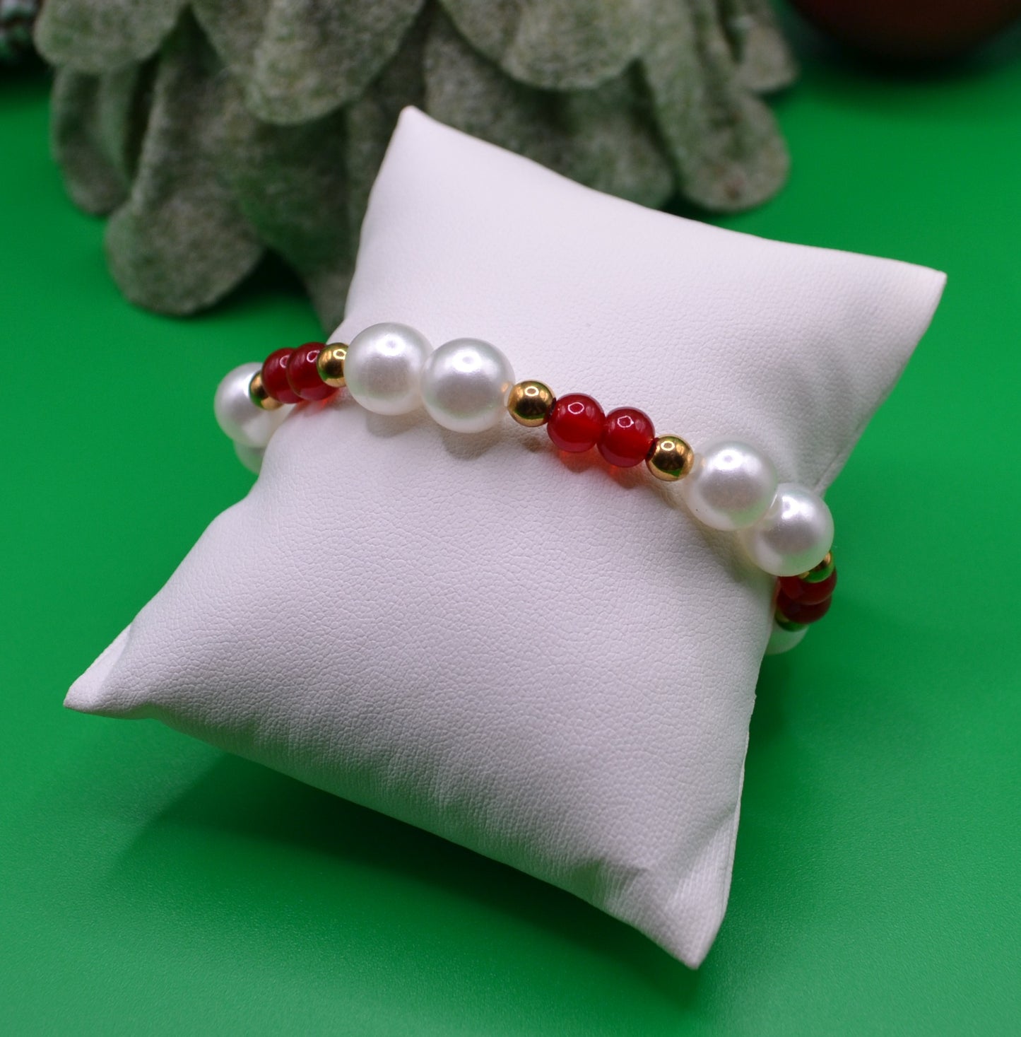 Red, pearl and gold bracelet