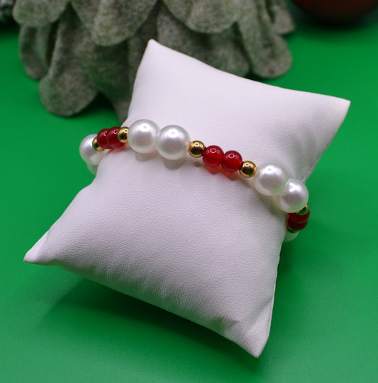 Red, pearl and gold bracelet