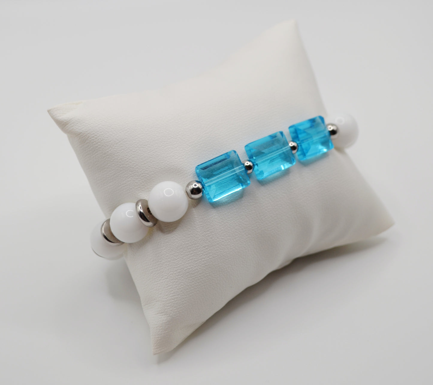 Rectangle faceted glass beaded bracelets
