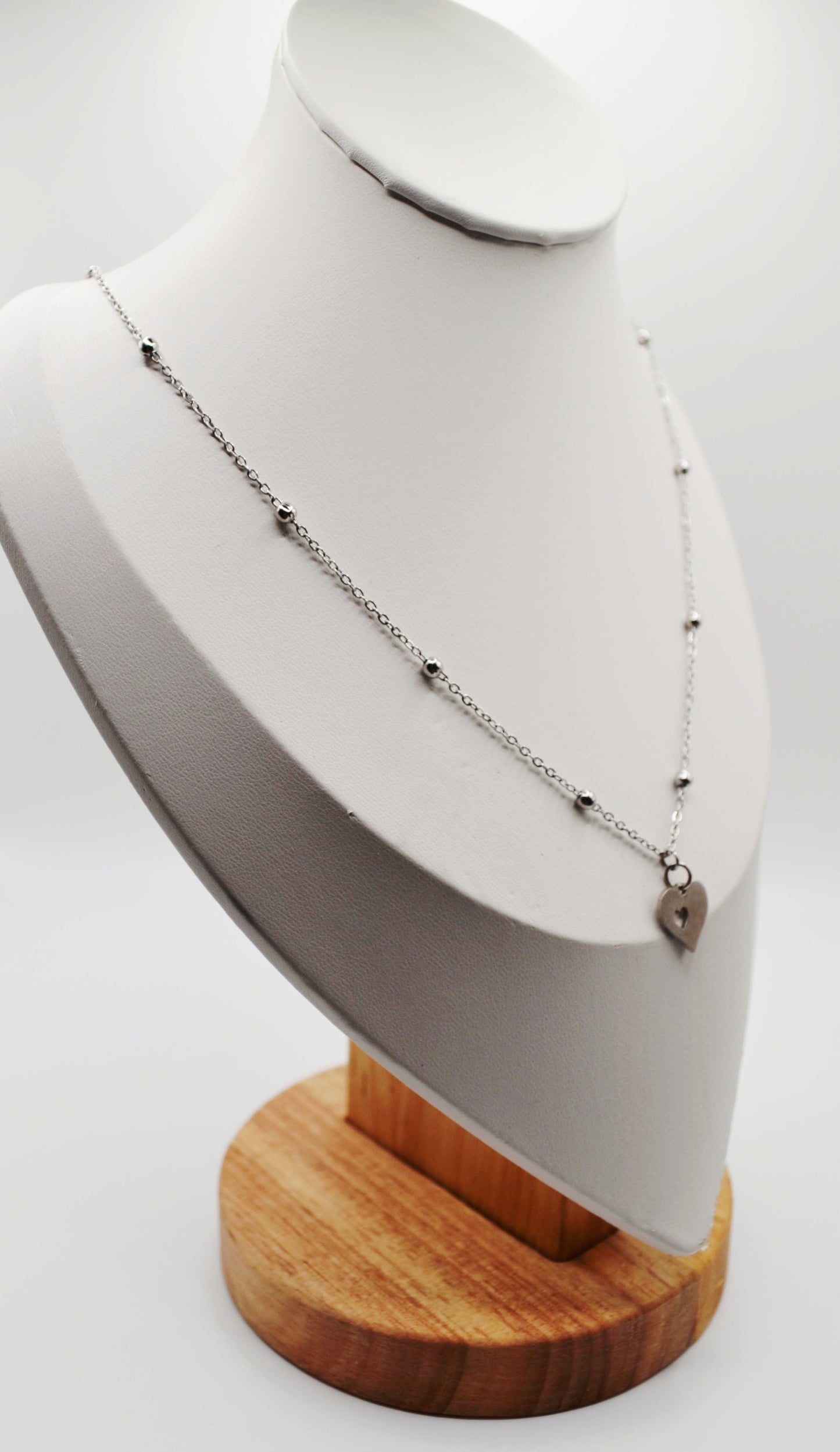 Open heart pendent necklaces