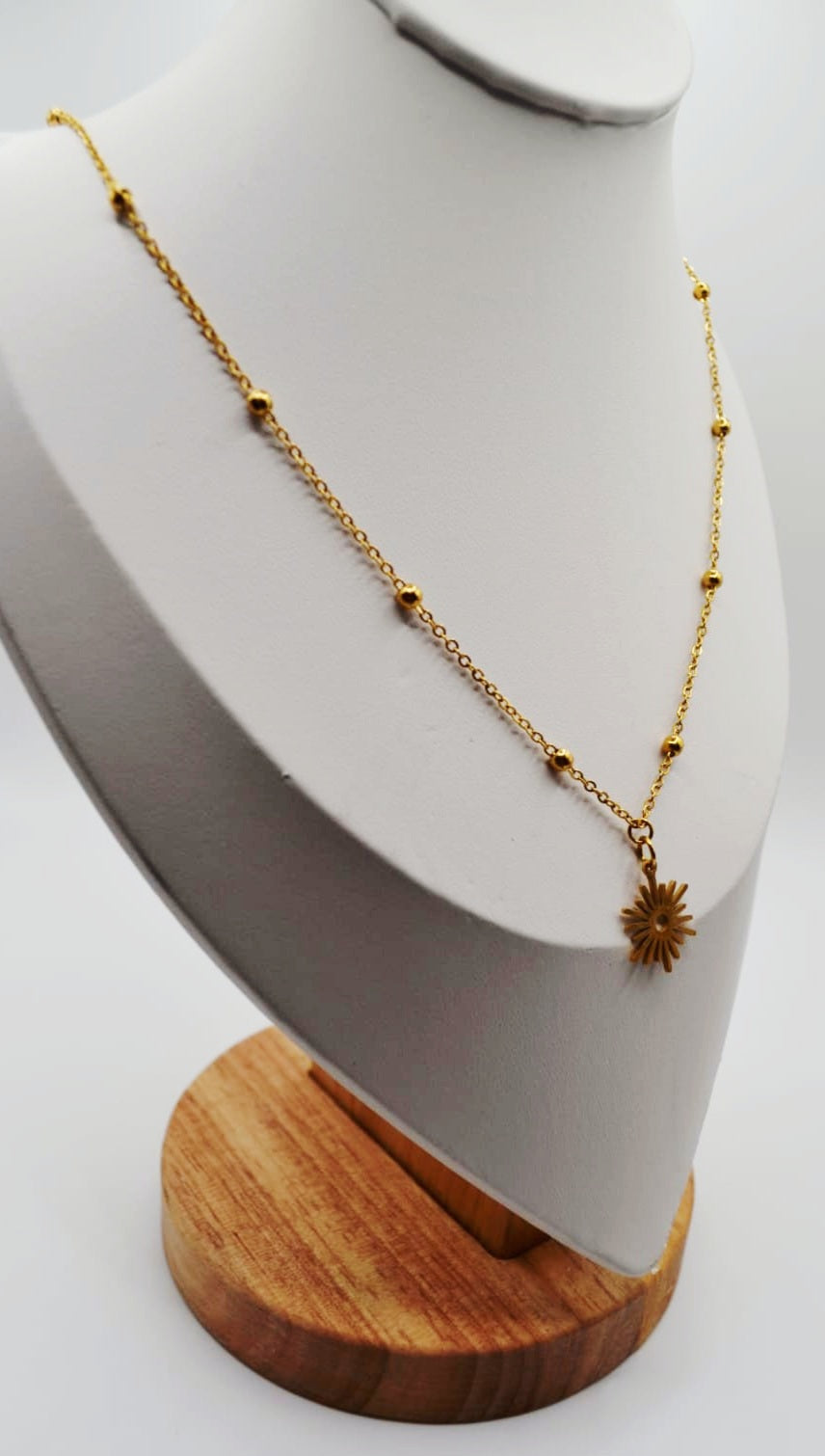 Bright sun pendant necklaces