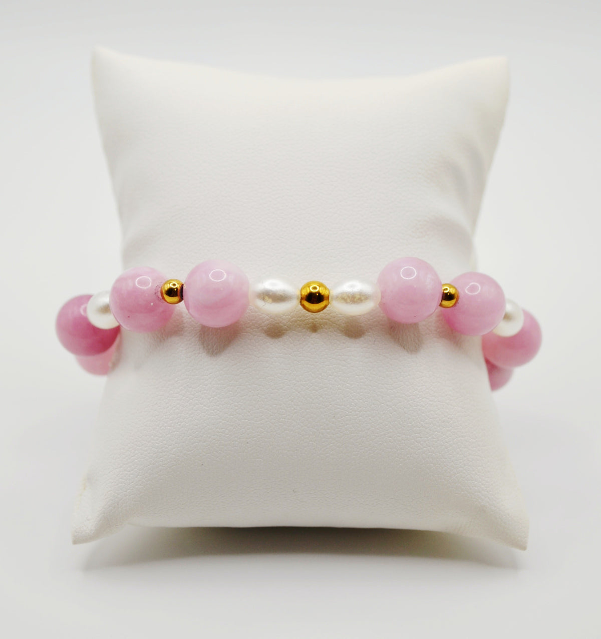Rose pink and pearl bracelet