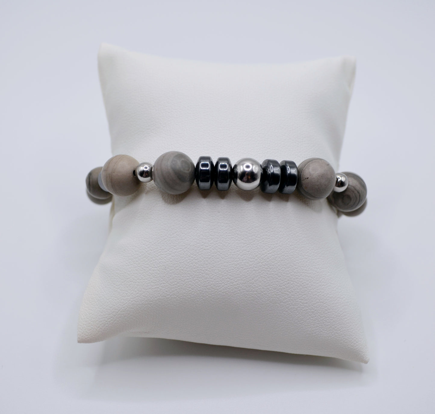 Weimaraner rondelle and silver bracelet