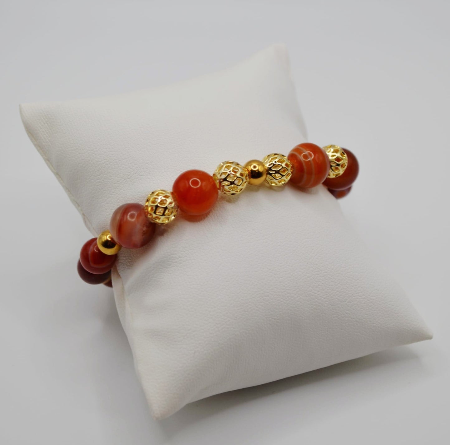 Vizsla cage and gold beaded jewellery set