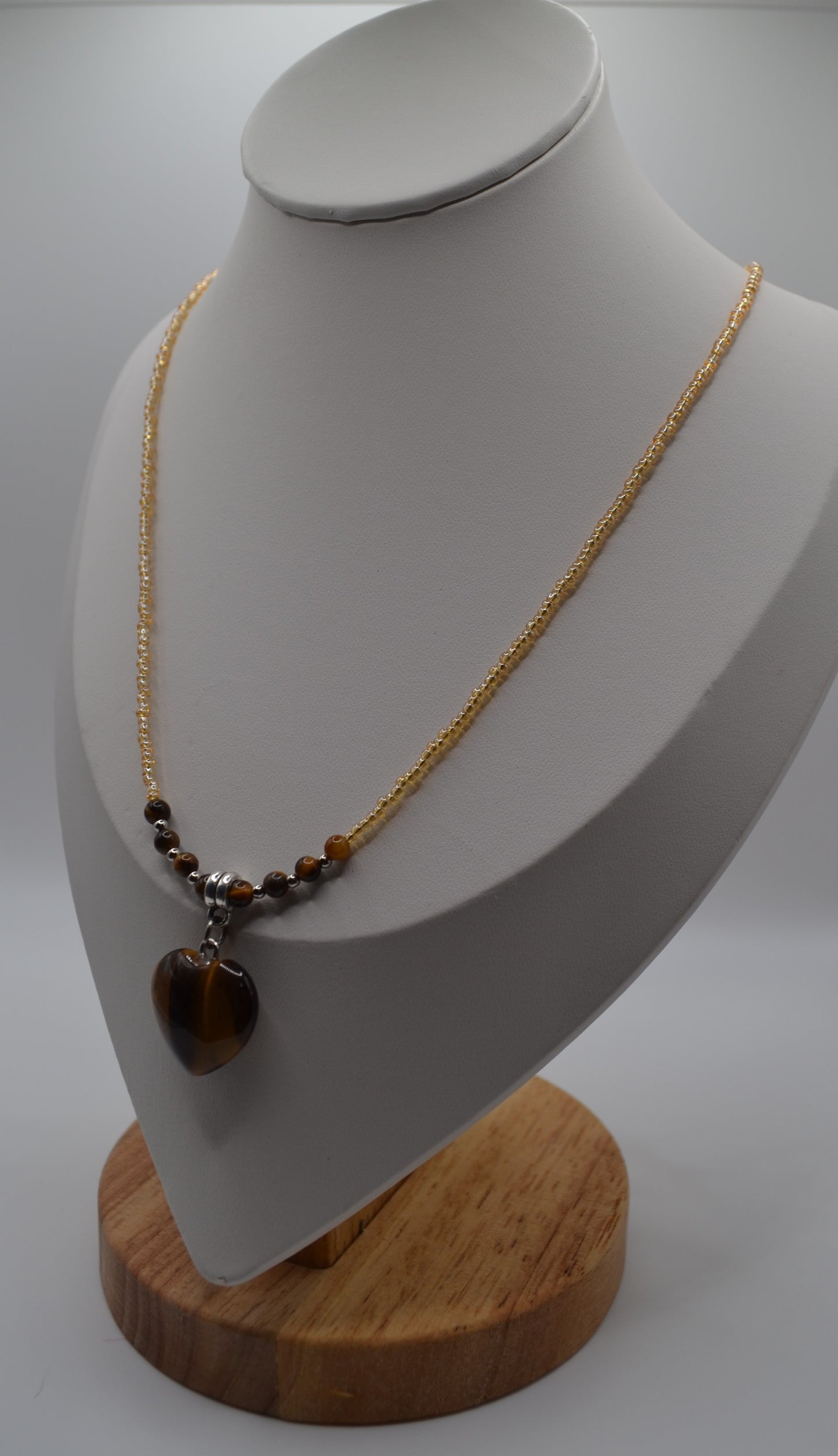 Heart pendant necklaces