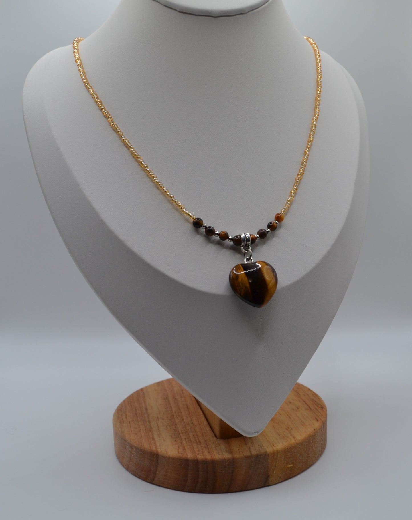 Heart pendant necklaces