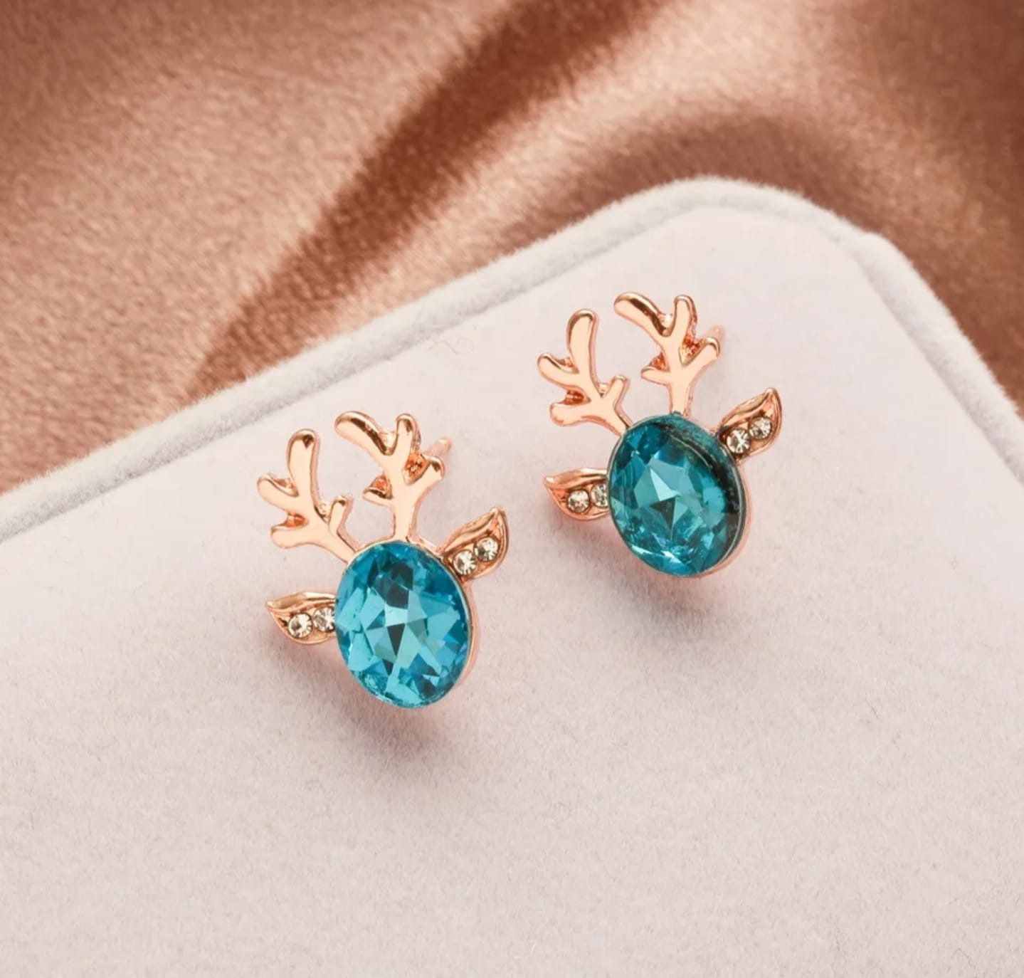 Antler stud earrings