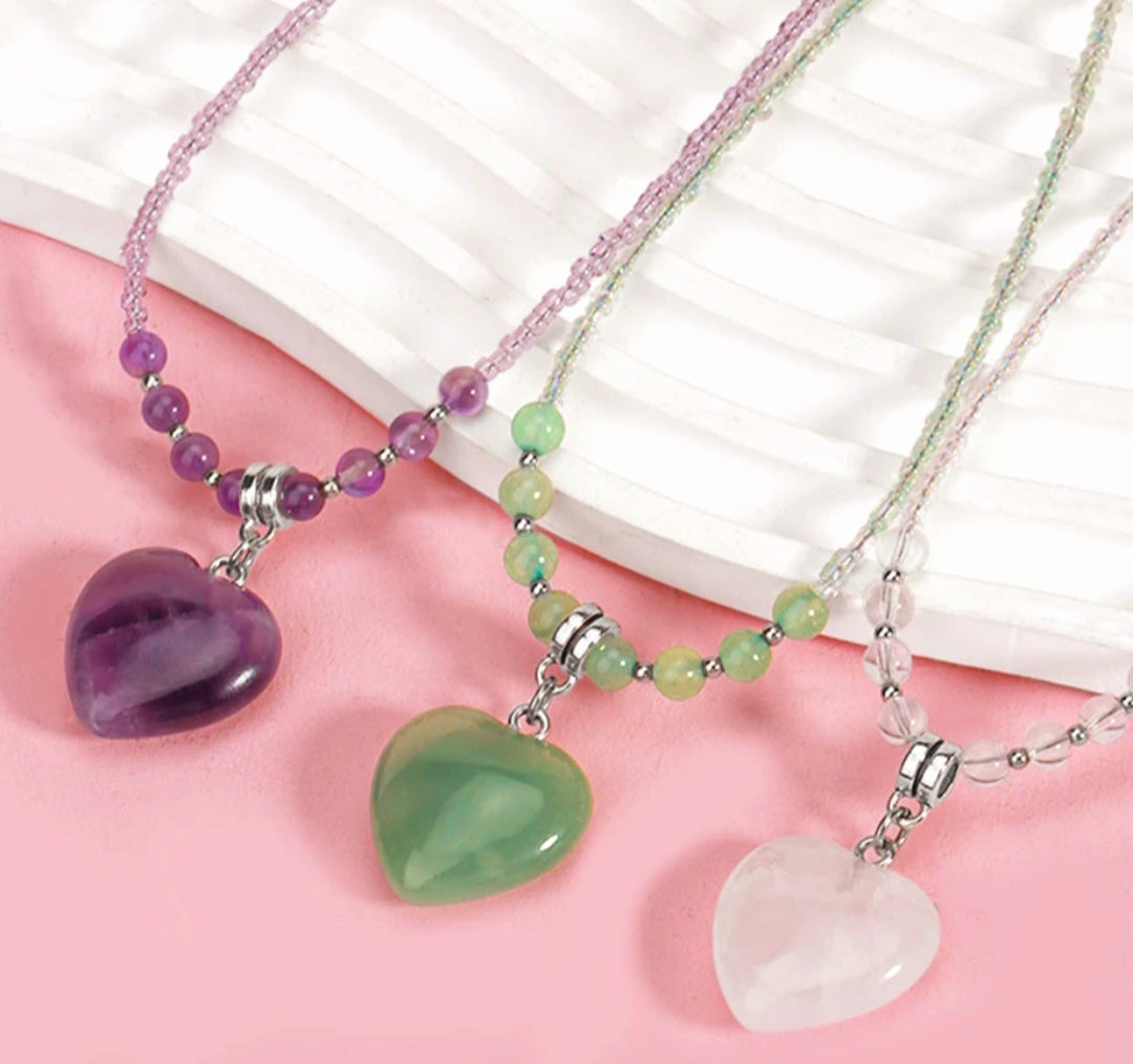 Heart pendant necklaces