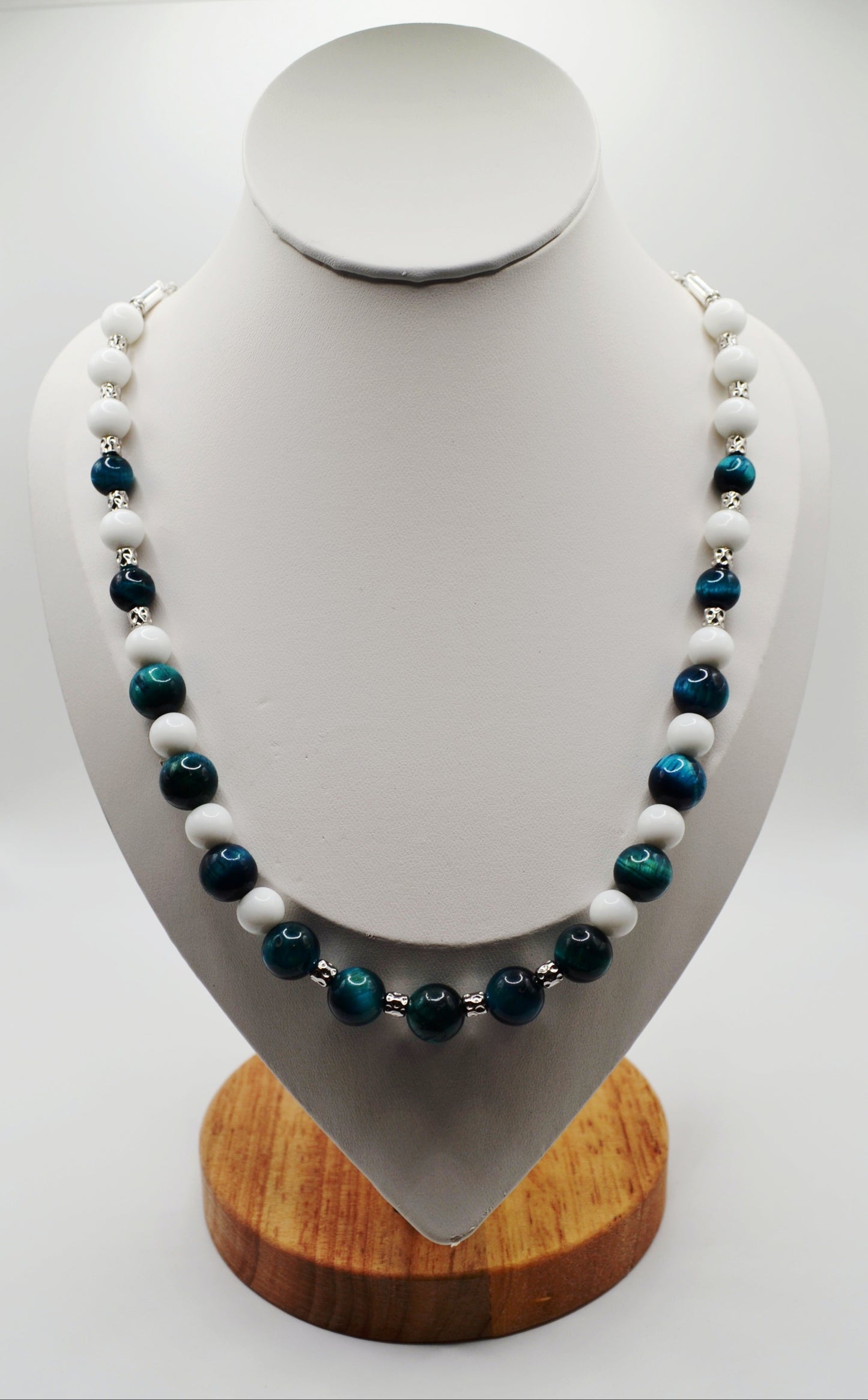 Blue tiger eye necklace silver edition