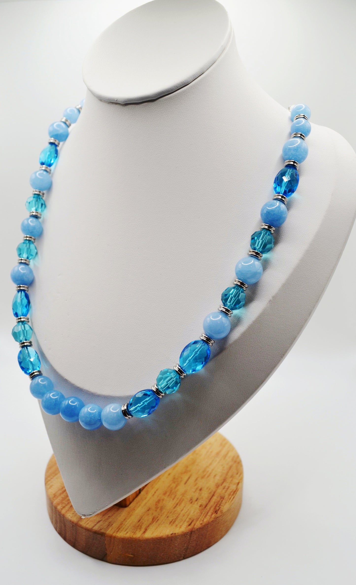 Natural sea blue beaded necklace
