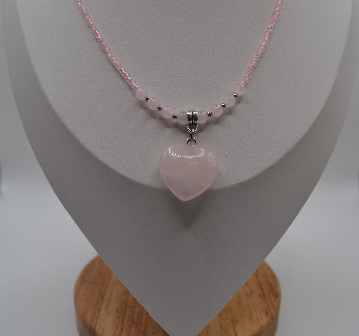 Heart pendant necklaces