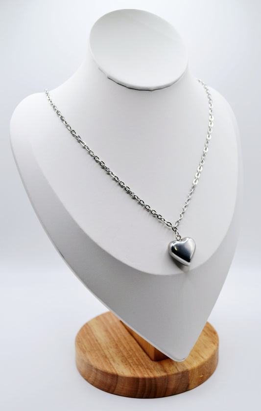 Silver heart necklace
